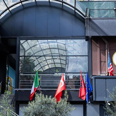 4R Colombo Hotel Tirana Kültér fotó