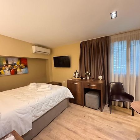 4R Colombo Hotel Tirana Kültér fotó