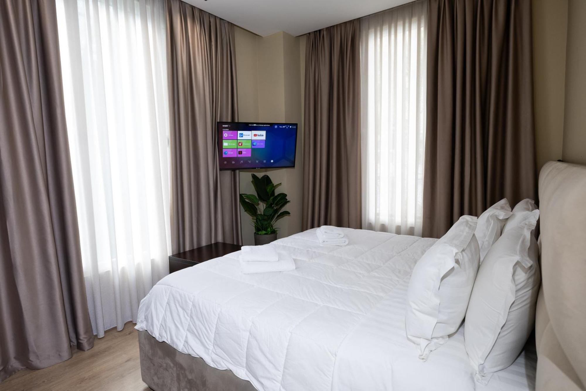4R Colombo Hotel Tirana Kültér fotó